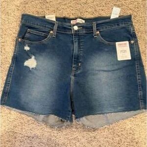LEVI STRAUSS Signature Women’s 3” Inseam Size 16 NWT